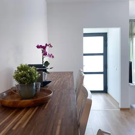 Aria Velden * Velden am Wörthersee