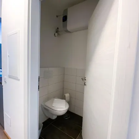 Aria Velden 벨덴암워스에르시